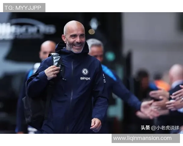 最帅足球明星转型做教练的魅力与挑战分析